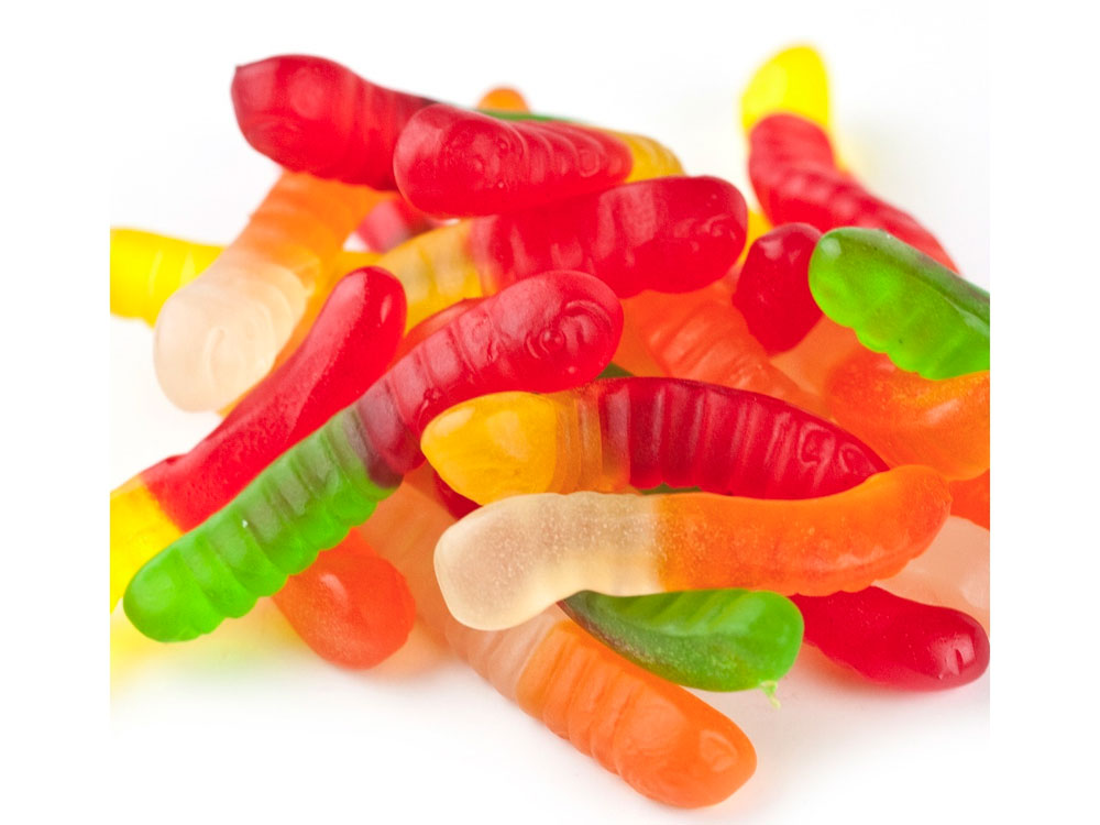 Gummy worm and four gummies pic